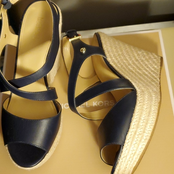 Michael kors wedge - Picture 5 of 8